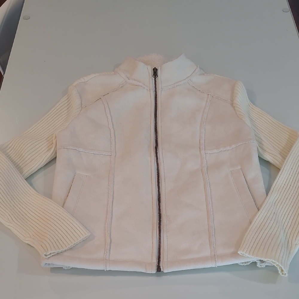 Y2K CONTACT NY White Faux Suede And Knit Zip Front Sweater With Pockets
